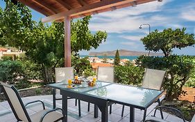 Romantic Corner Maisonette Houses