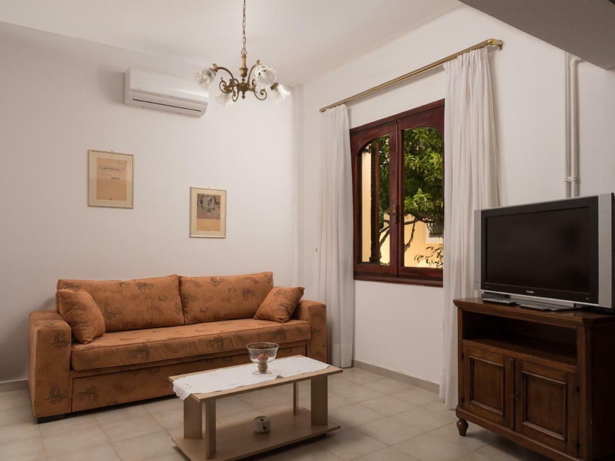 Romantic Corner Maisonette Houses Σταλός Εξωτερικό φωτογραφία